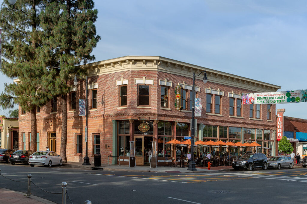 100 W Chapman (Will Hare Photography)